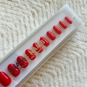 NWT STATIC NAILS